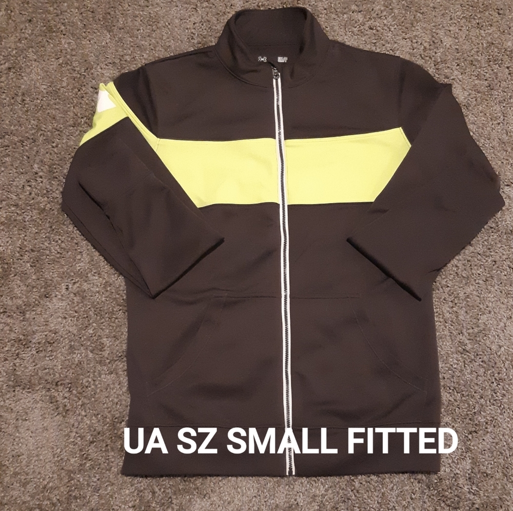 SOLD MENS SMALL UNDER ARMOUR ZIP